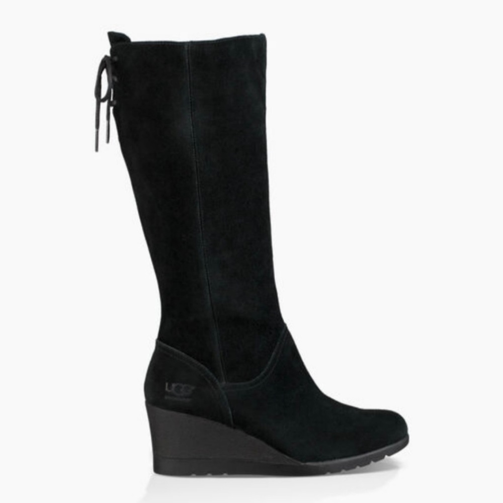 UGG women’s Dawna Boot, black suede, size 6.5, worn only once!